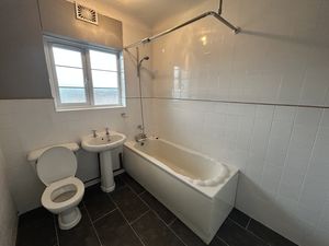 Photo 17- click for photo gallery